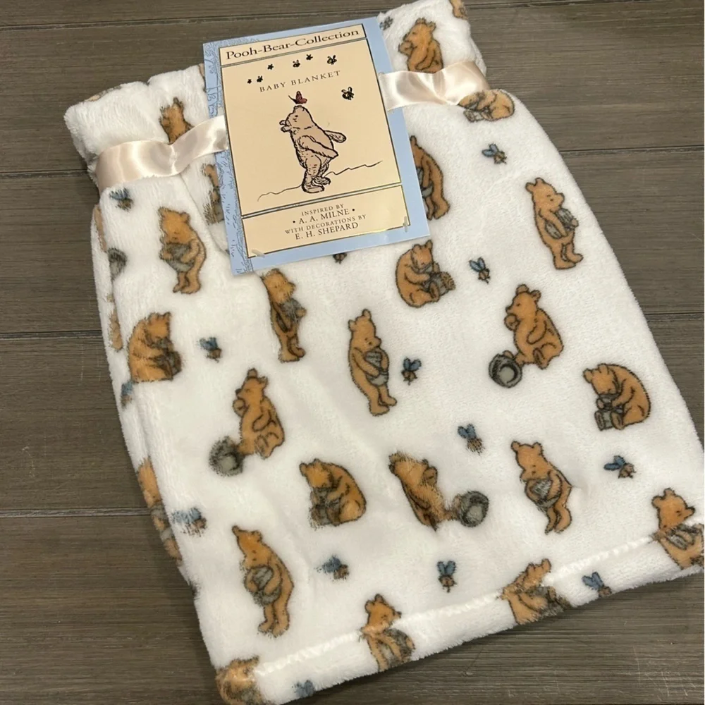 Winnie the Pooh Baby Blanket - Picture 1 of 6